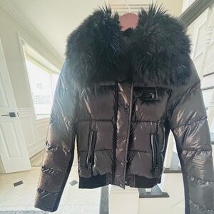 Authentic Coach Short Down Jacket with Fur Collar